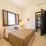 Villa Di Fiore - Private Up To 10 Guests With Pool Sauna And Gym