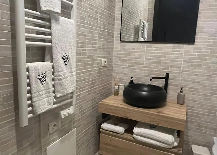 Di Fiore - Private Up To 10 Guests With Pool Sauna&gym Marongiu